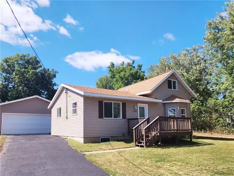 2716 11th St, Eau Claire, WI 54703