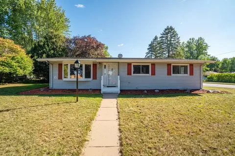 1323 Miles St, Chippewa Falls, WI 54729