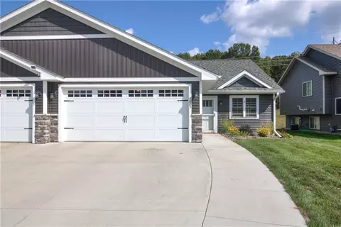 4825 Waylon St, Eau Claire, WI 54703