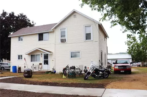204 E Broadway, Blair, WI 54616