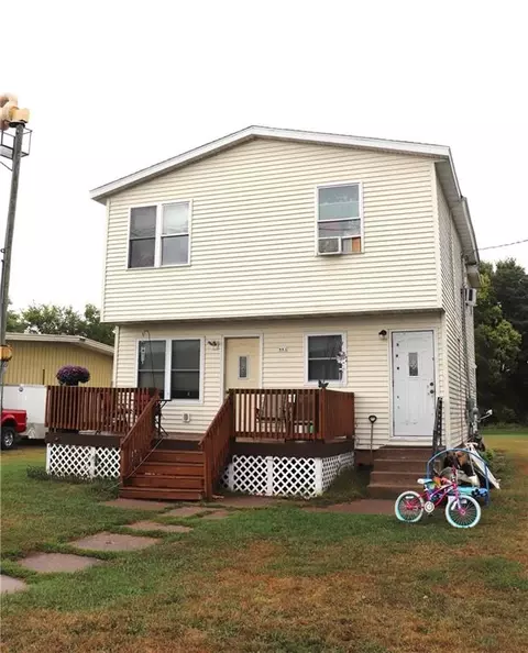 113 S Pearl St #2, Blair, WI 54616
