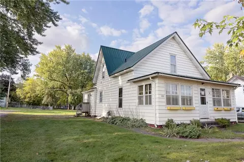 121 E Main St, New Auburn, WI 54757