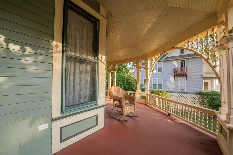  527 N Barstow St, Eau Claire, WI 54703 photo 8