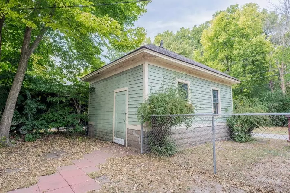  527 N Barstow St, Eau Claire, WI 54703 photo 11