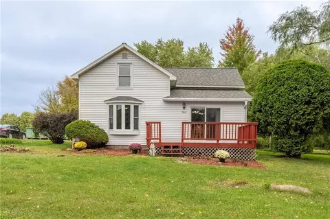 306 E Ingersoll St, Boyd, WI 54726