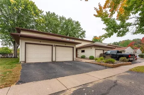 303 Harvest Ln #3, Altoona, WI 54720