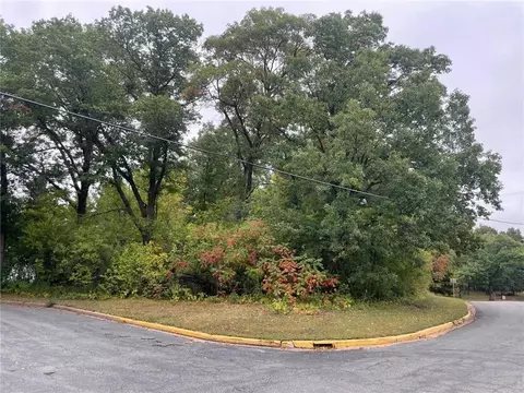 1412 Messenger St, Menomonie, WI 54751