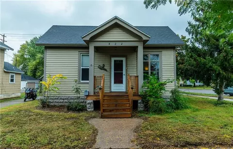 822 5th Ave, Eau Claire, WI 54703