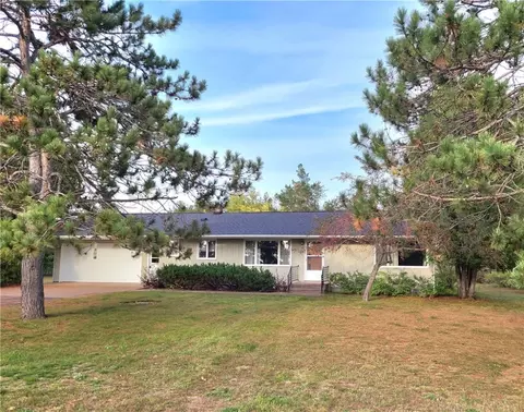15618 Lakewood Dr, Hayward, WI 54843