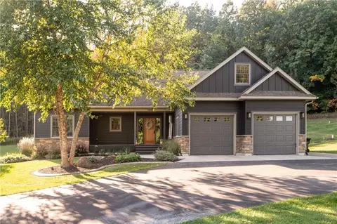 e5406 470th Avenue, Menomonie, WI 54751