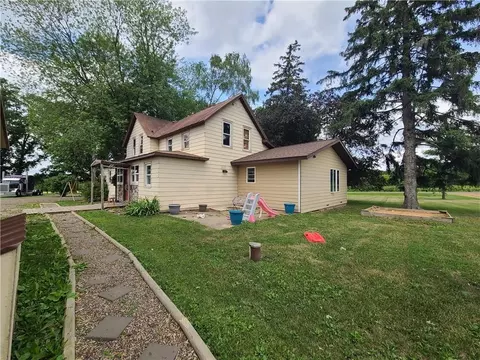 1187 13th Ave, Barron, WI 54812