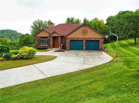 w2328 Highland Drive, Durand, WI 54736