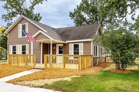 904 Pierce St, Black River Falls, WI 54615