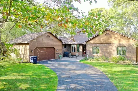 w10052 County Road Ff, River Falls, WI 54022