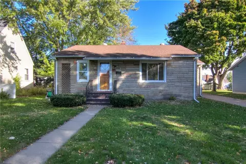 1700 Fenwick Ave, Eau Claire, WI 54701