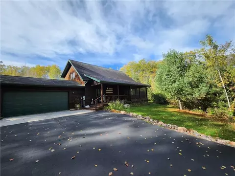 1113 W Crystal Point Dr, Birchwood, WI 54817
