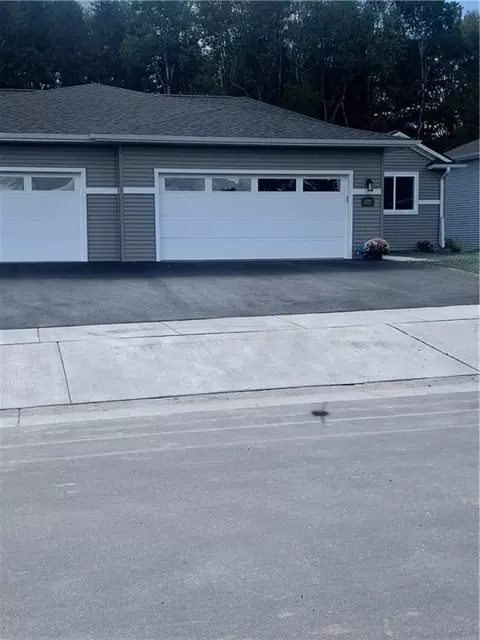1337 Juniper Pl #LOT 18, Eau Claire, WI 54703