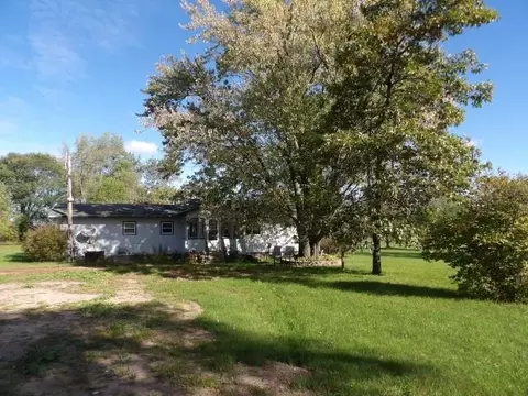 e8653 County Road C, Elk Mound, WI 54739