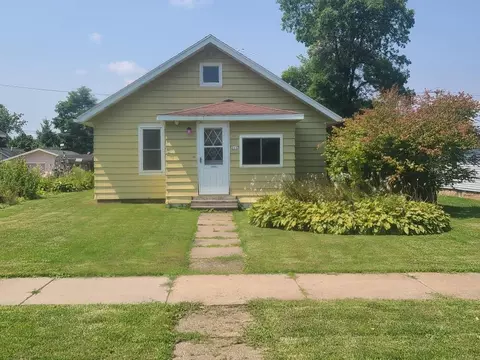 212 N 5th Street St, Cornell, WI 54732