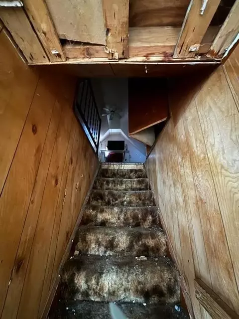 Entry Way - 112 N 3rd St, Cornell, WI 54732 photo 1 of 6