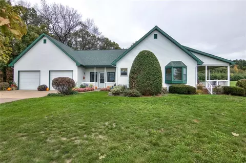 19595 E Dolotta Rd, Augusta, WI 54722