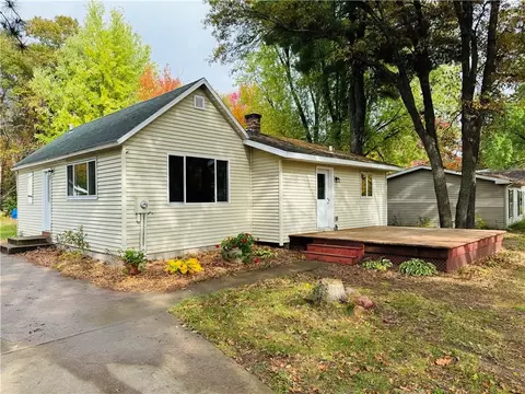4318 Tower Dr, Eau Claire, WI 54703