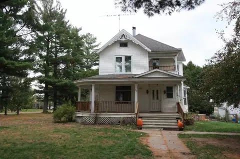 618 Main St, Hawkins, WI 54530