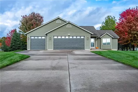 5169 175th St, Chippewa Falls, WI 54729