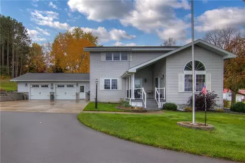 802 Ivy St, Bloomer, WI 54724