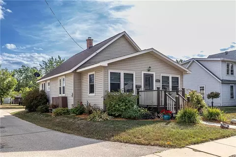 216 W Jefferson St, Black River Falls, WI 54615