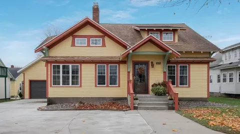 1610 17th Ave, Bloomer, WI 54724