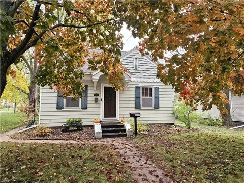 1809 Emery St, Eau Claire, WI 54701