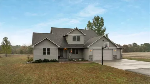 s9875 Lowes Creek Road, Eleva, WI 54738 photo 2