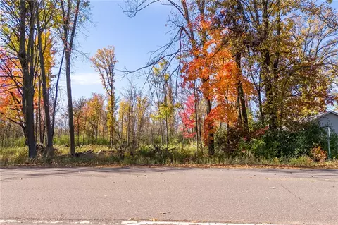 533 N East St, New Auburn, WI 54757