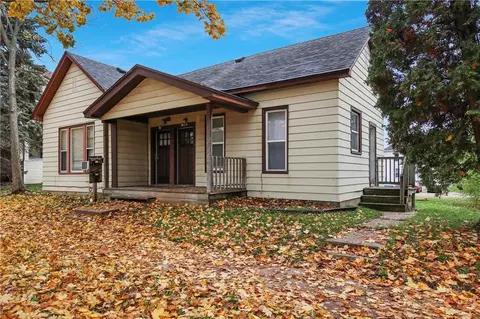 421 Niagara #1 & 2, Eau Claire, WI 54703