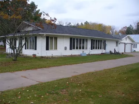 212 Main St, Minong, WI 54859