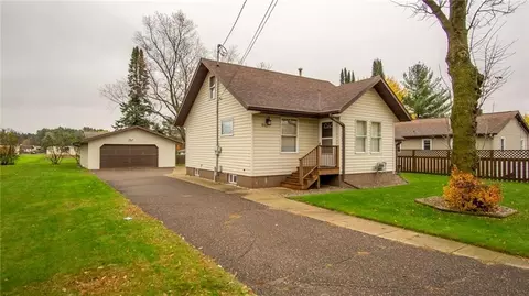 706 Sletten St, Colfax, WI 54730