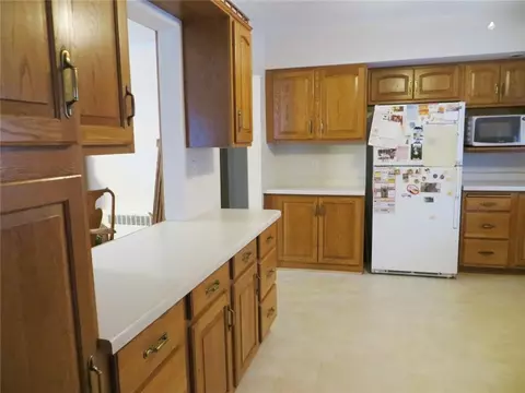 202 N Jackson St, Thorp, WI 54771 photo 7