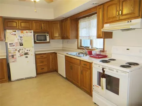 202 N Jackson St, Thorp, WI 54771 photo 8