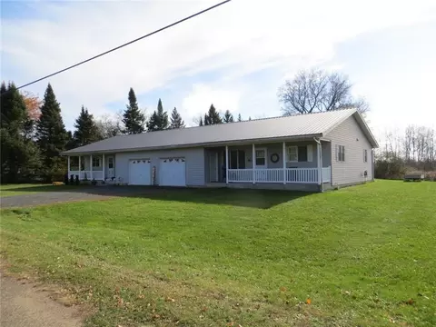 444 W Maple St #442, Stanley, WI 54768