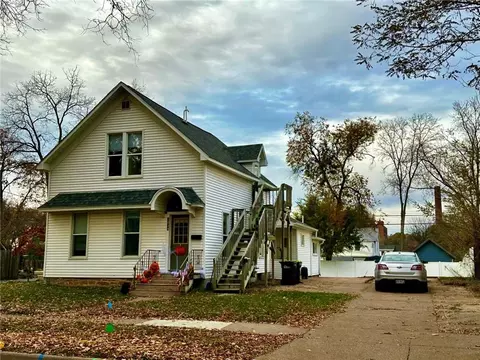 1034 Barland St #1 & 2, Eau Claire, WI 54701