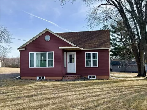 412 N Oshkosh St, Boyd, WI 54726