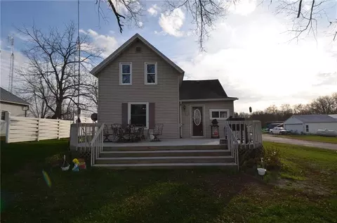 715 W State Road 121, Mondovi, WI 54755