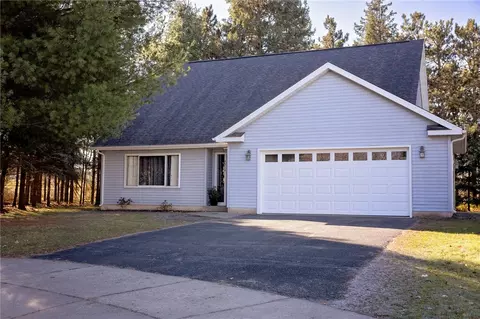 4914 Fairfax St, Eau Claire, WI 54701
