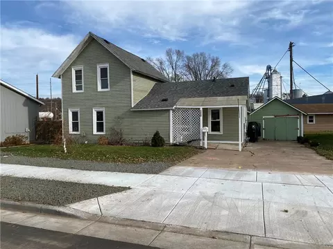 1508 Kranzfelder St, Bloomer, WI 54724