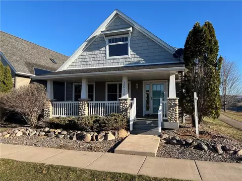 3010 Cottage Ln, Chippewa Falls, WI 54729
