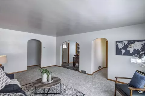 420 E School St, Thorp, WI 54771 photo 5