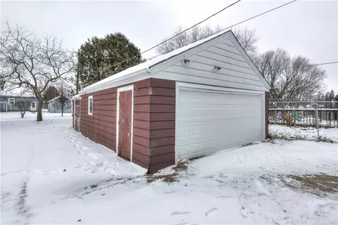 420 E School St, Thorp, WI 54771 photo 29