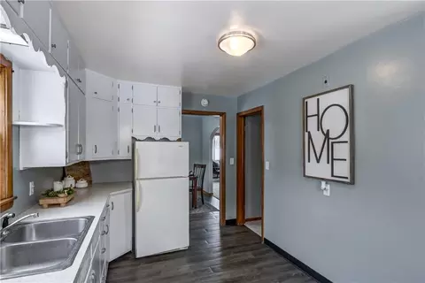 420 E School St, Thorp, WI 54771 photo 9