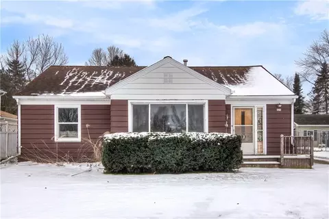 420 E School St, Thorp, WI 54771